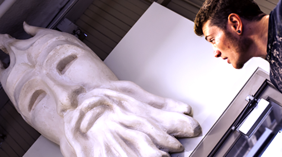 Making a Tiny, 3D-Scanned Sculpture Larger Than Life