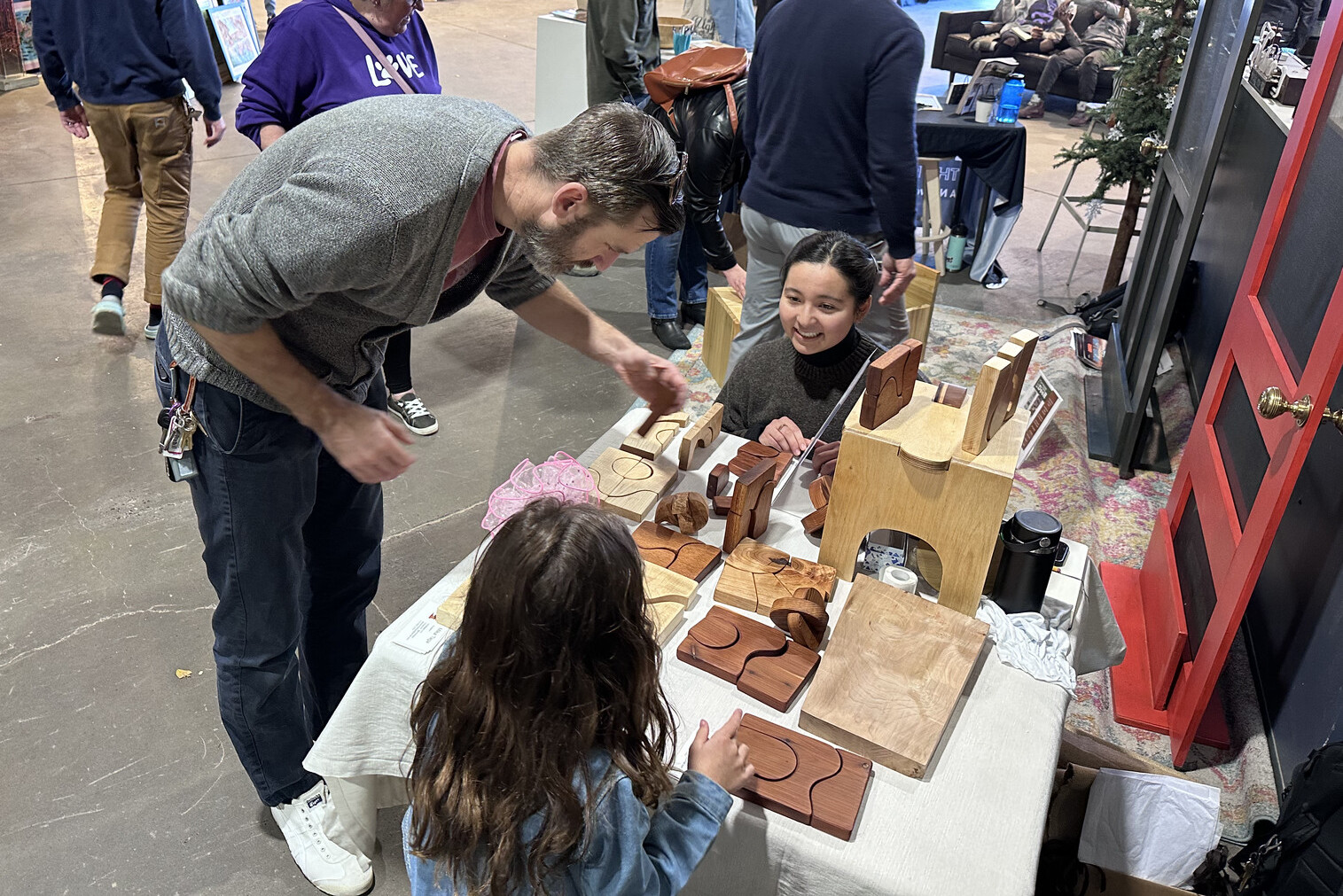 Engaging visitors at the NextFab Philadelphia Craft Show