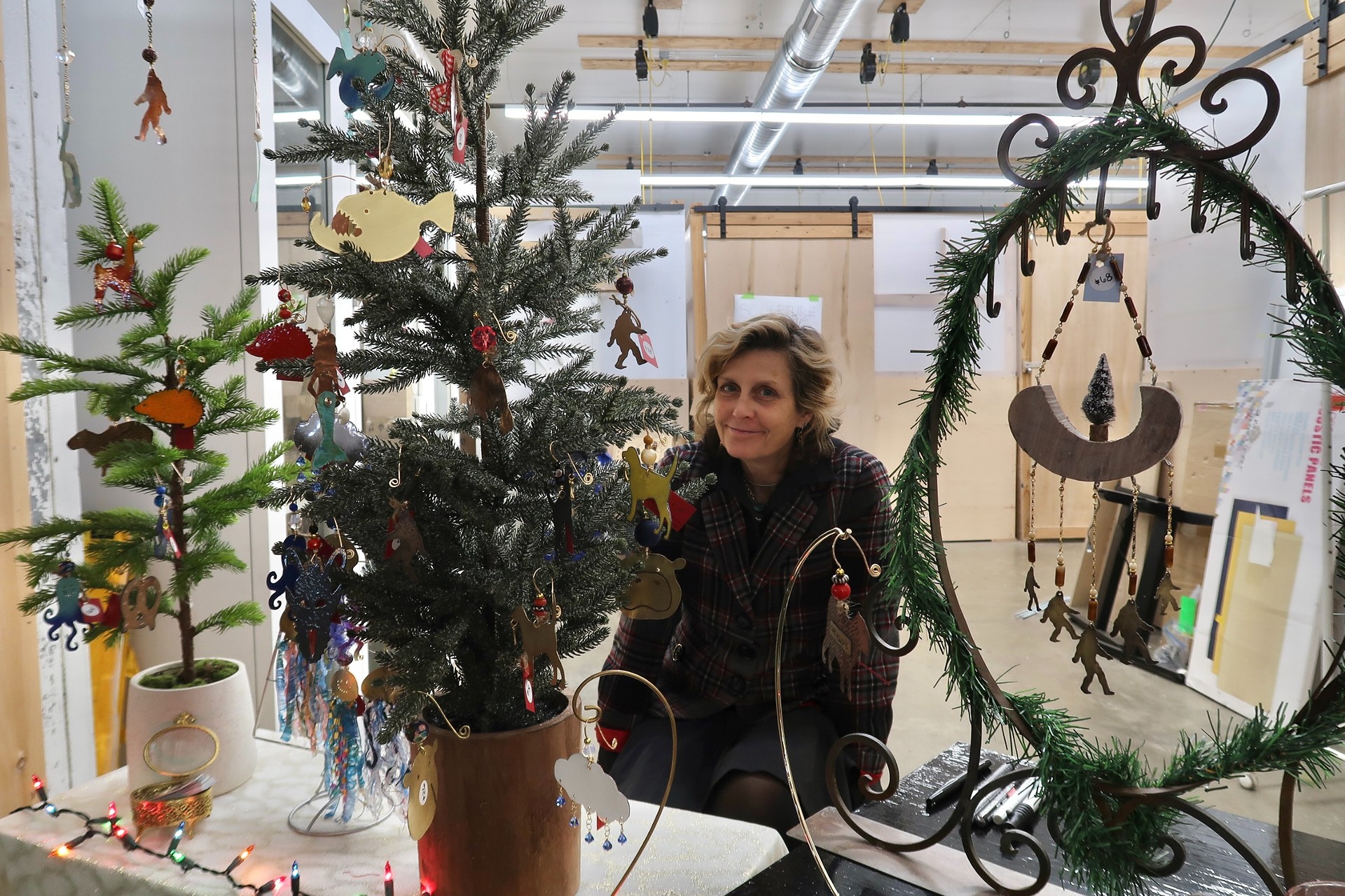 Miracle on American Street Gift Market